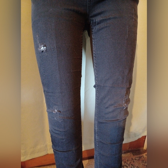 A Zara Woman Medium Rise Slim Fit Jeans - Picture 5 of 12